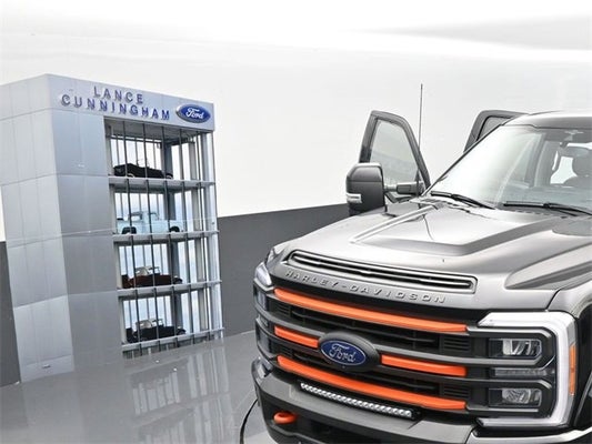 2023 Ford Super Duty F-250 SRW LARIAT in Knoxville, TN - Gary Yeomans Ford Knoxville